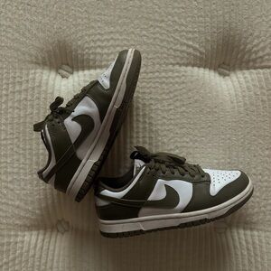 NIKE Women’s Dunk Low in Medium Olive!